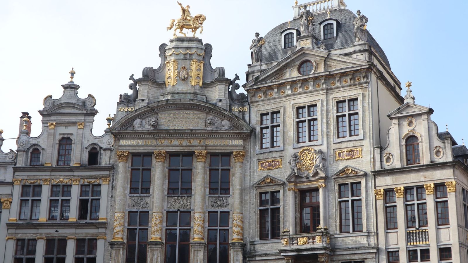 Les façades de la Grand-Place de Bruxelles